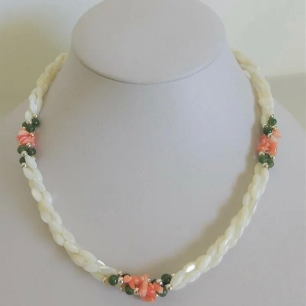 Pearl And Jade Necklace. Vintage Rice Pearl Coral Jade Bead Necklace